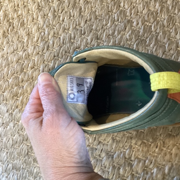 Mukishoes barefoot high tops - Picture 6 of 6